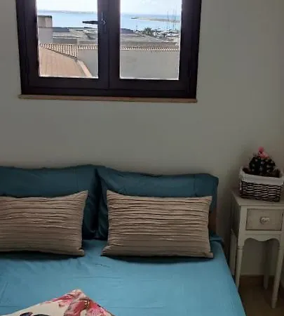 Daniel's Guest house 3*