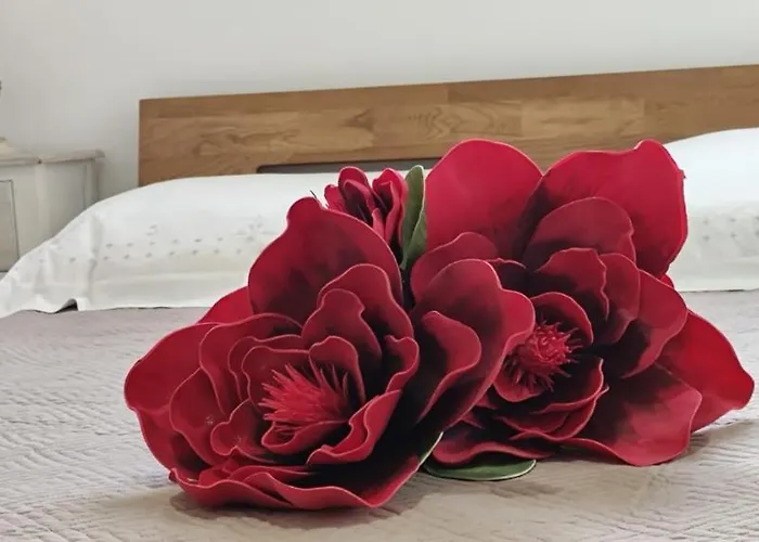 Daniel's 3*